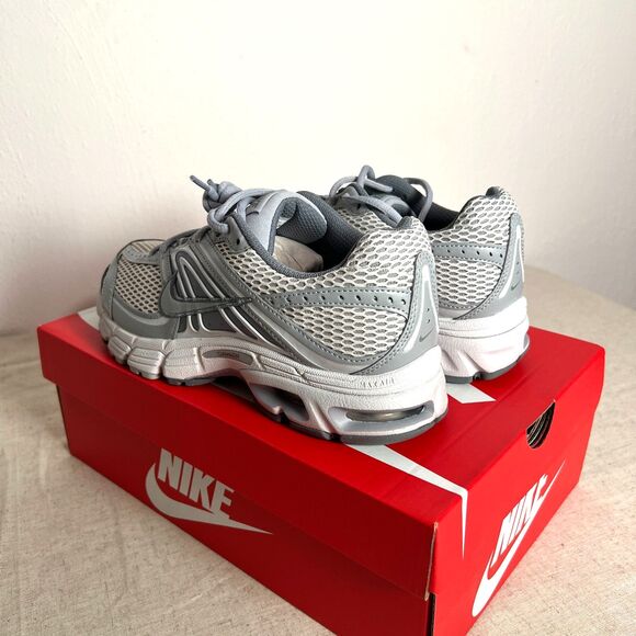 Nike Air Max Moto 2K Wolf Grey — Men’s Size 8.5 — Brand New With Box - Picture 2 of 5